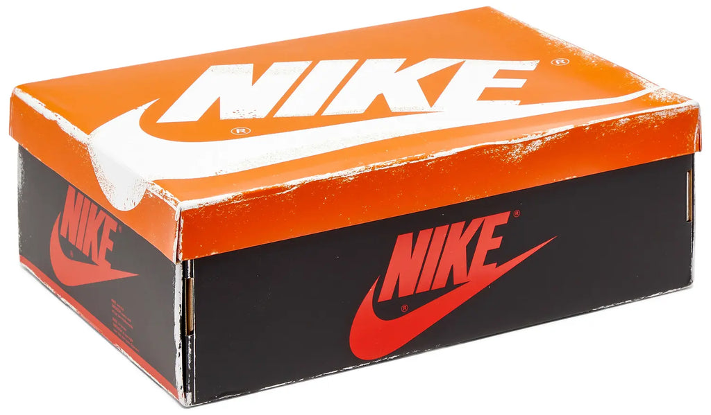 Air Jordan 1 Retro High OG 'Chicago Lost & Found' (GS) - side view