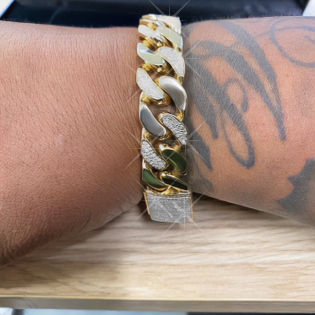 Frosted 9ct gold diamond curb bracelet original product photo
