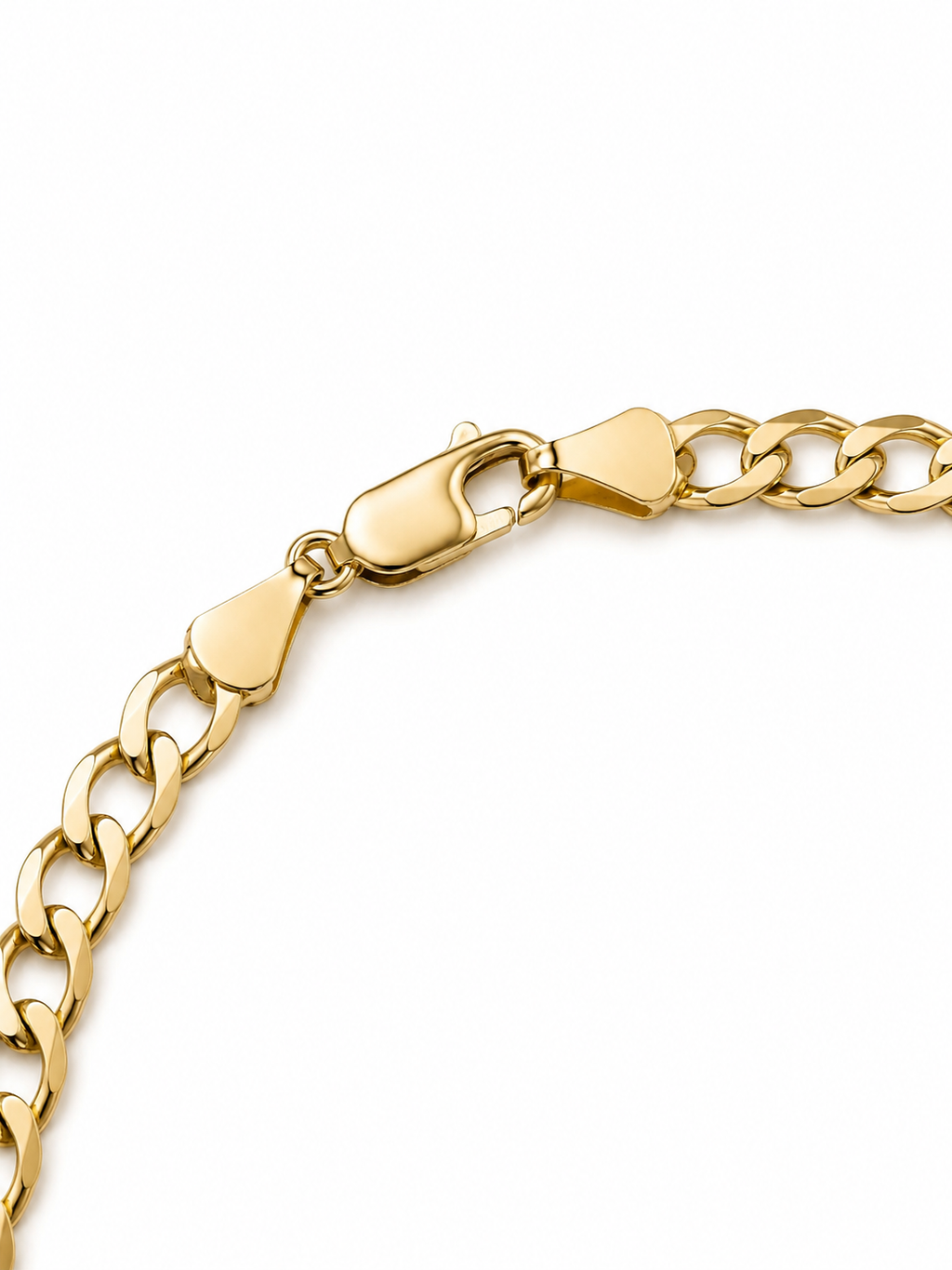 Close up of 9ct gold curb link bracelet clasp and links