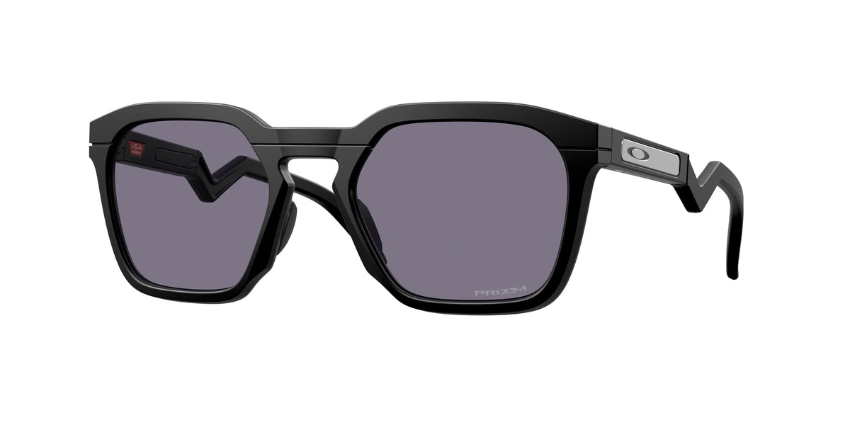 Oakley 0OO9533 HSTN SQ Sunglasses in Matte black with Prizm grey lenses
