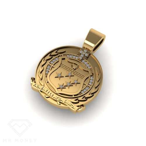 9ct Gold Samoan & 31x Diamond Pendant